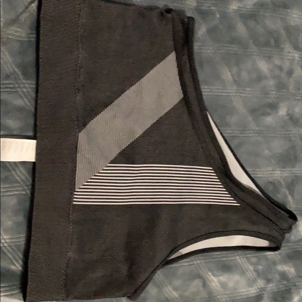 one shoulder sports bra